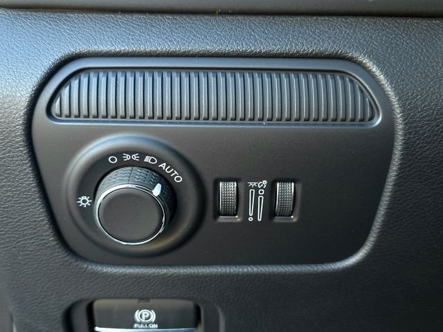 New 2026 Bright White Clearcoat Jeep  image 20