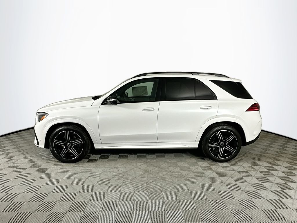 New 2026 MANUFAKTUR Moonlight White Magno Mercedes-Benz GLE 450 image 4