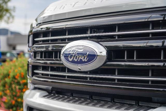 2026 Ford F-350 Super Duty Platinum - Photo 31
