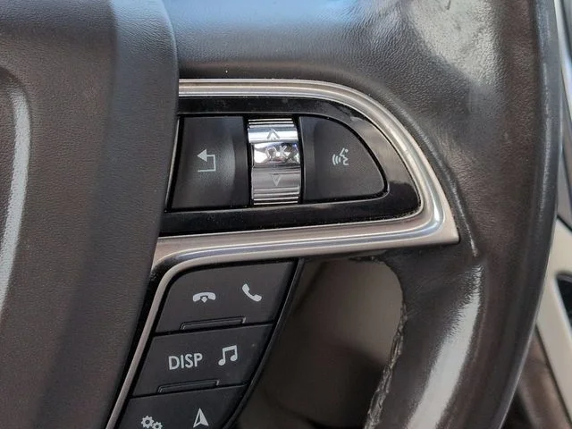 Used 2019 Ruby Red Metallic Lincoln Reserve image 25