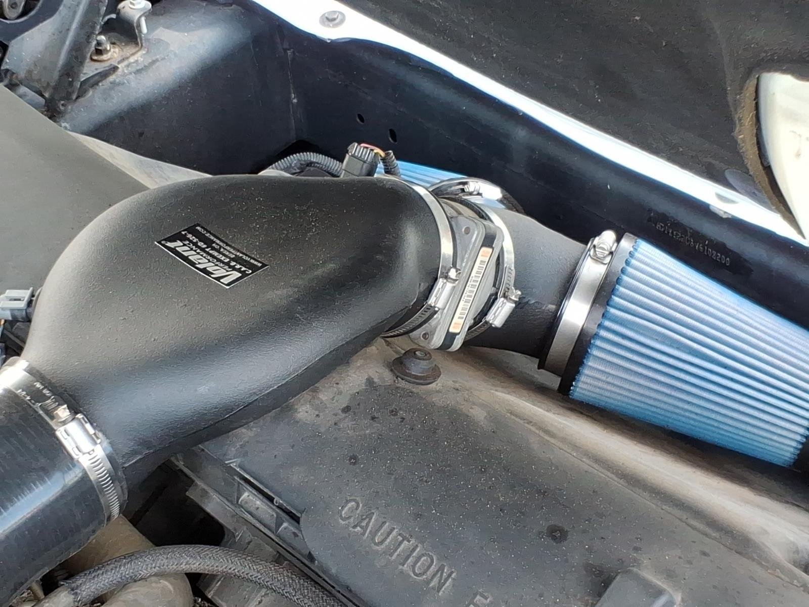 Used 1997 Arctic White Chevrolet  image 26