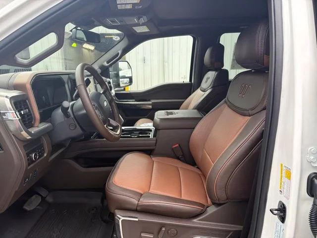 New 2027 Star White Metallic Tri-Coat Ford F-350® King Ranch® image 12