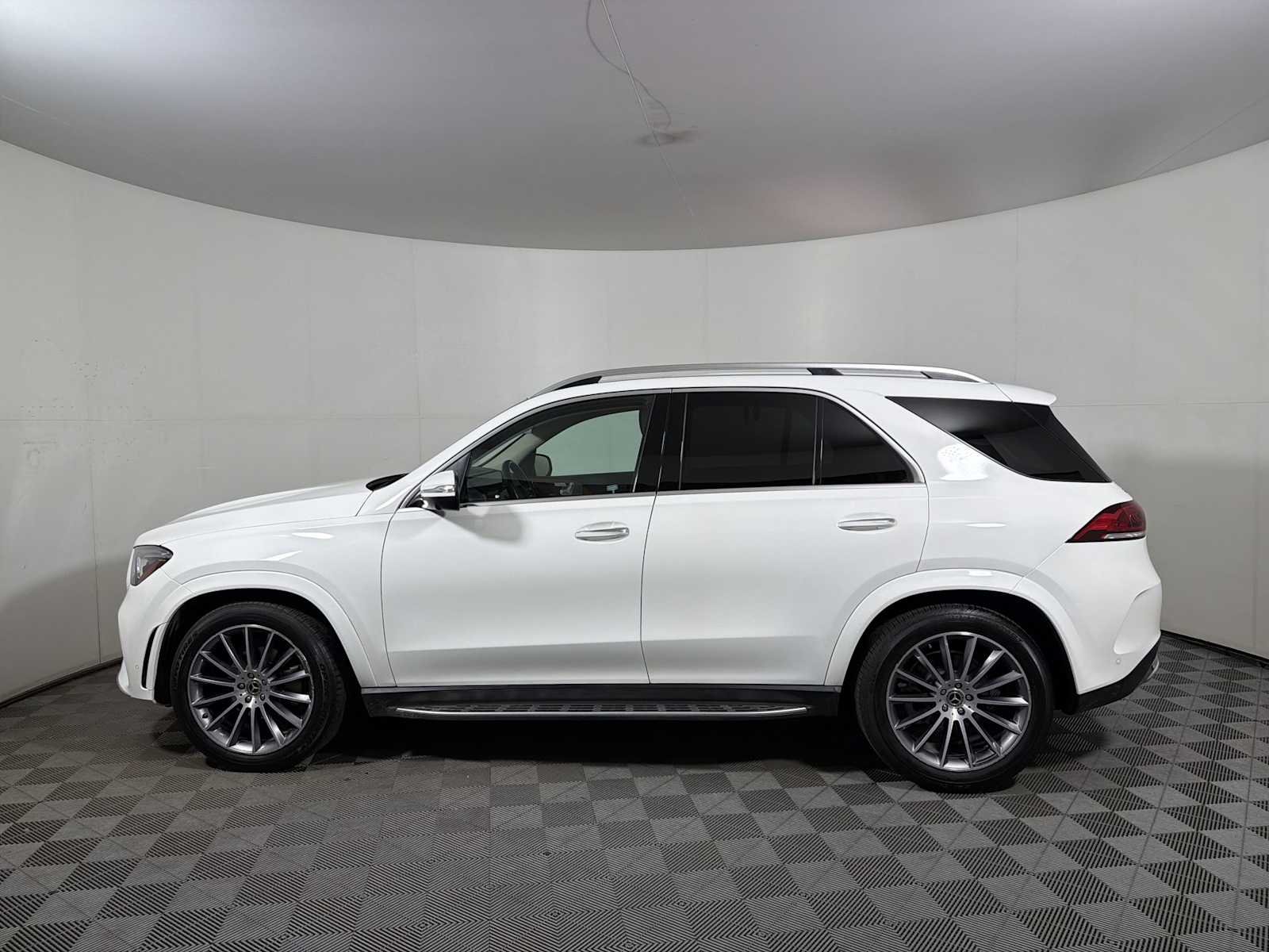 Used 2022 Polar White Mercedes-Benz GLE 350 image 4