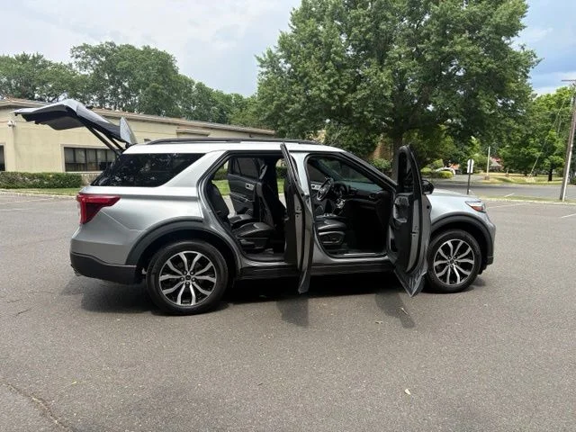 Used 2024 Silver Metallic Ford ST-Line image 14