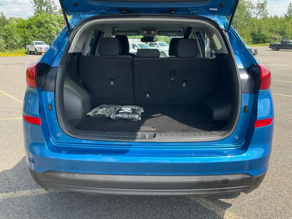 Certified Used 2021 Aqua Blue Hyundai SE image 15