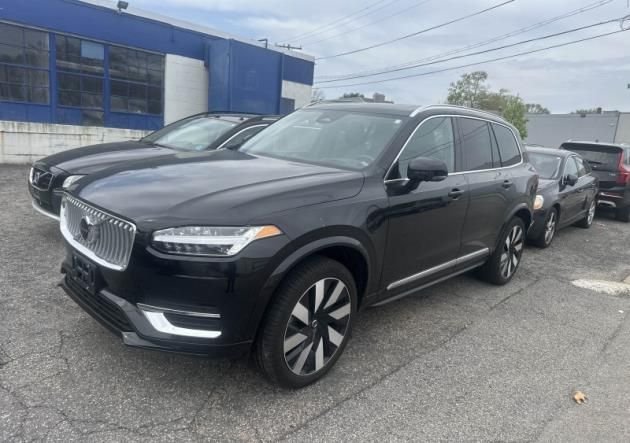 2025 Volvo XC90 T8 Recharge Ultra Bright 6-Seater 4WD's photo