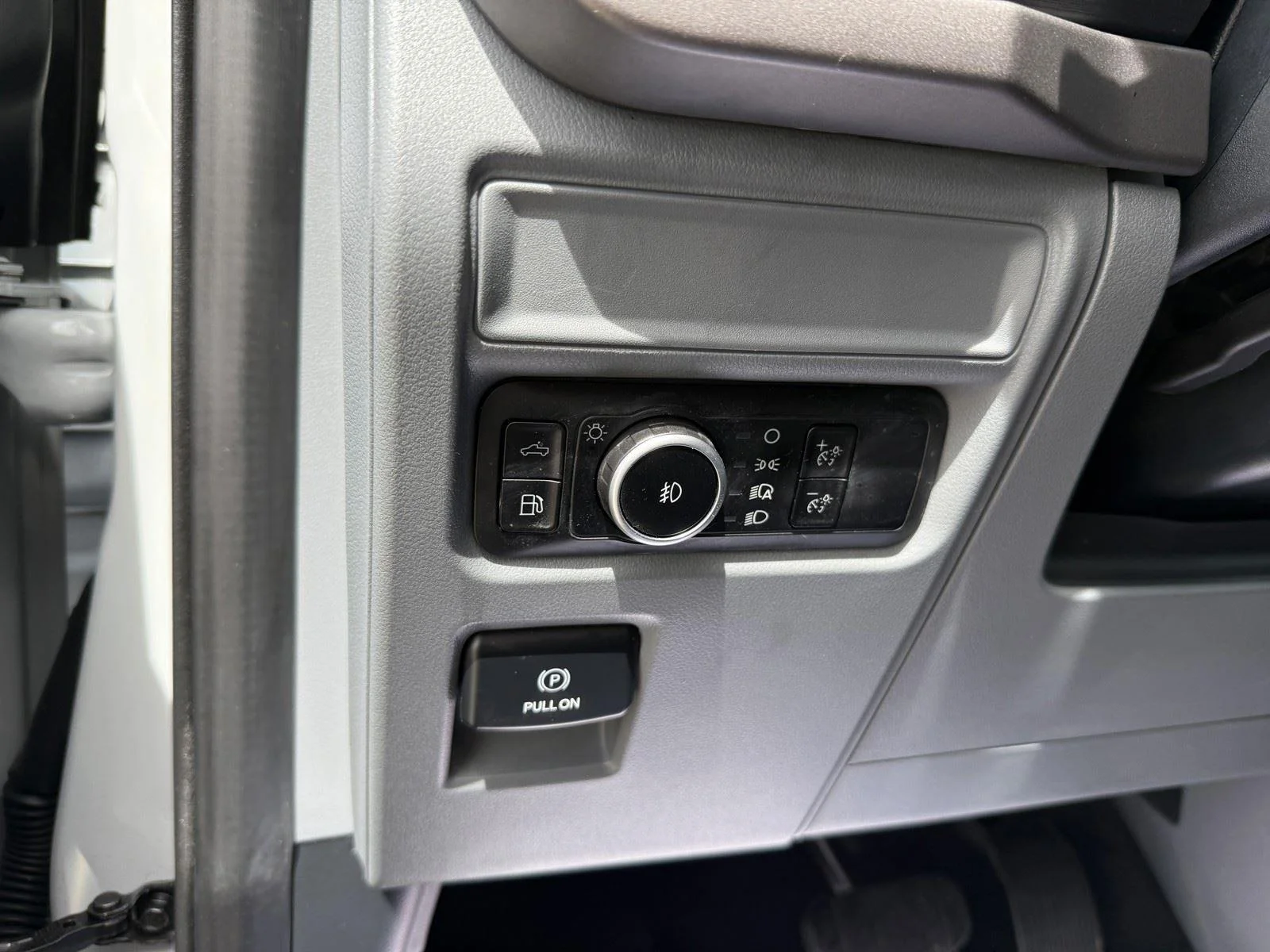 Certified Used 2024 Avalanche Gray Ford XLT image 14