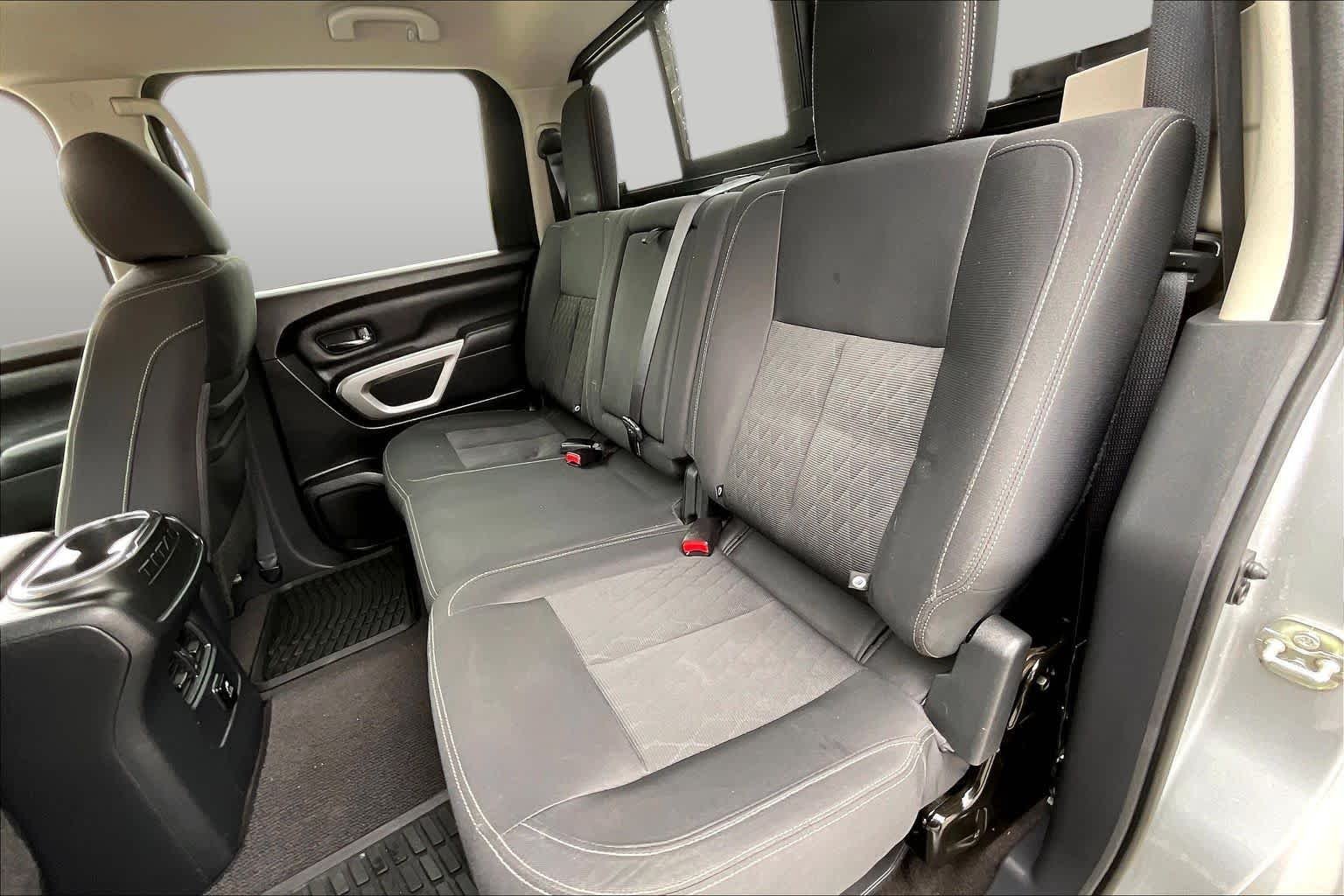 Used 2018 Brilliant Silver Nissan SV image 20