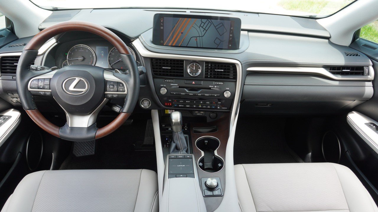 Used 2022 White Lexus RX 350 image 30