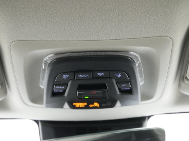 2026 Toyota Corolla XLE - Photo 23