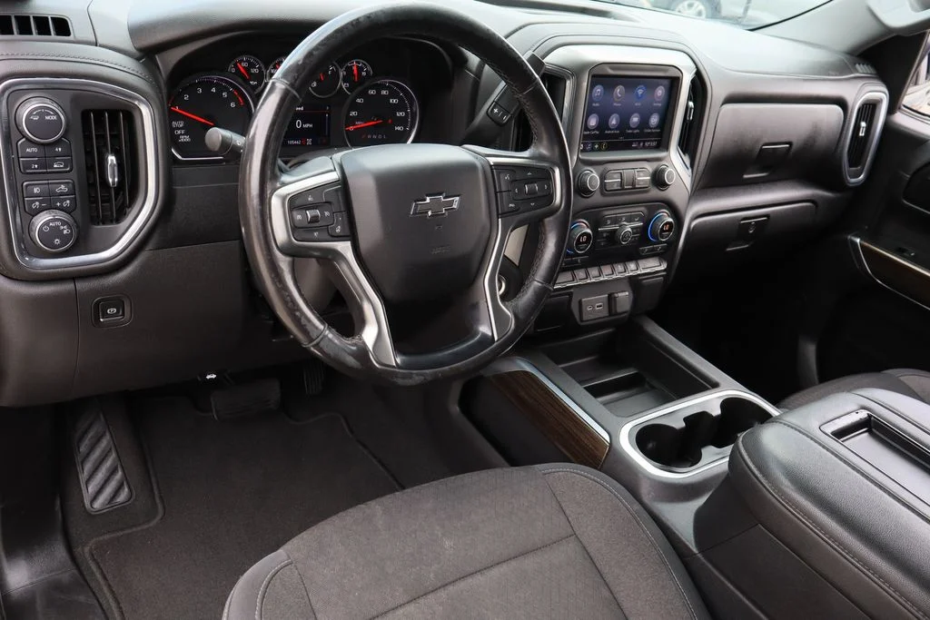 Used 2021 Black Chevrolet RST image 12