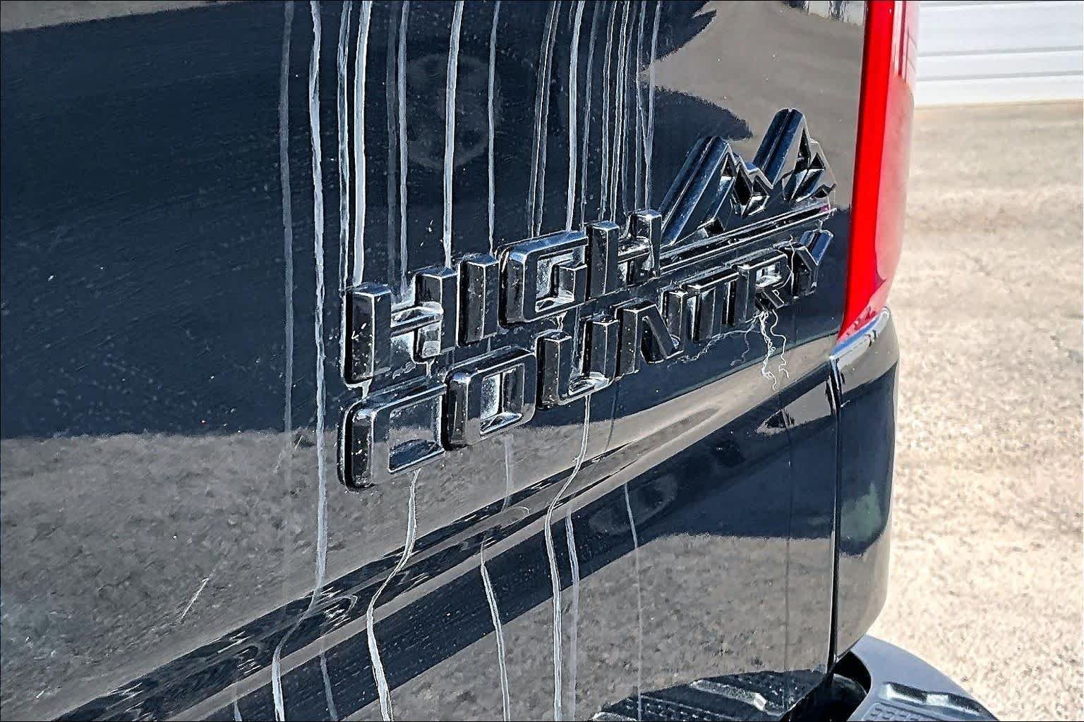 Used 2024 Black Chevrolet High Country image 12
