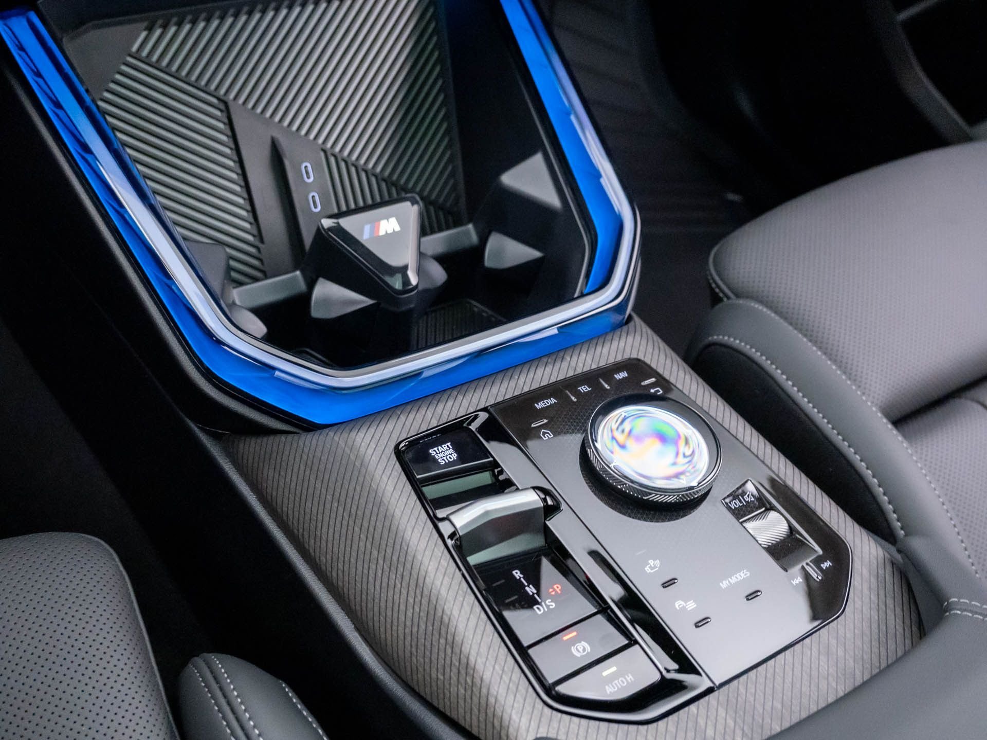 New 2026 Alpine White BMW 30 xDrive image 12