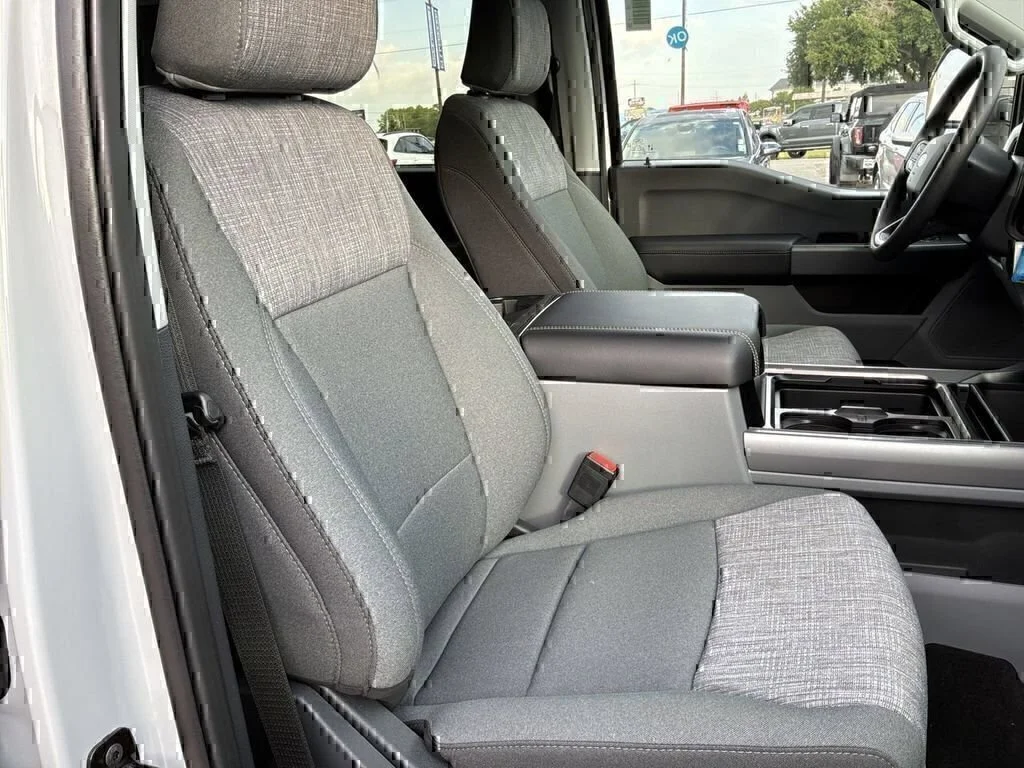 New 2026 Avalanche Ford F-250® XLT image 20
