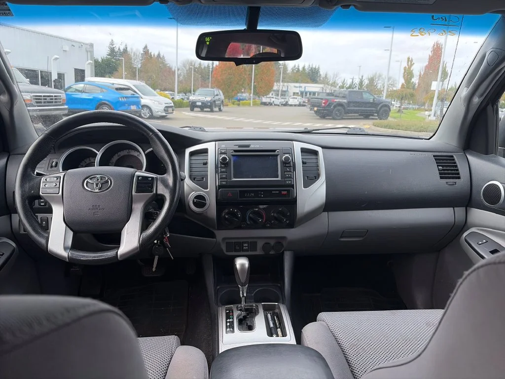 Used 2013 Brown Toyota Base image 5