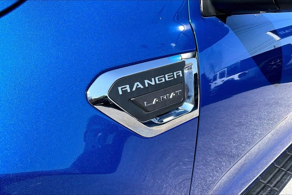 Certified Used 2019 Blue Ford Lariat image 25