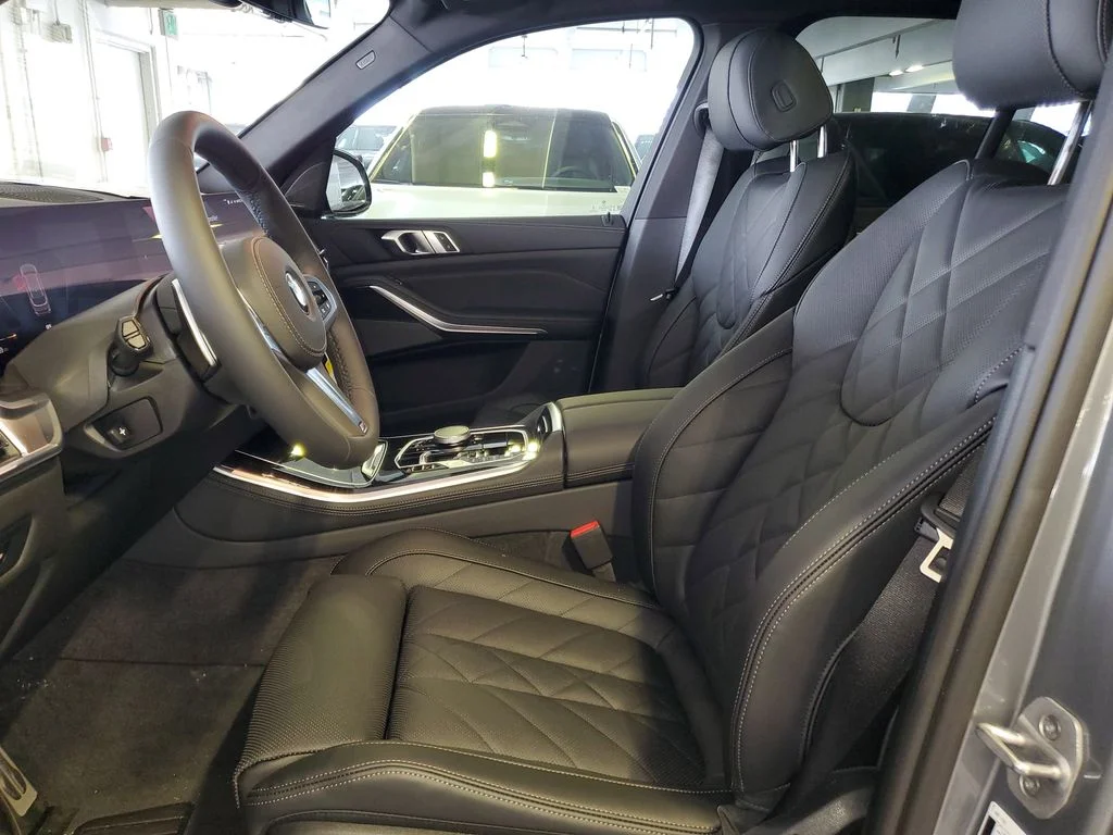 Used 2026 Gray BMW sDrive40i image 16