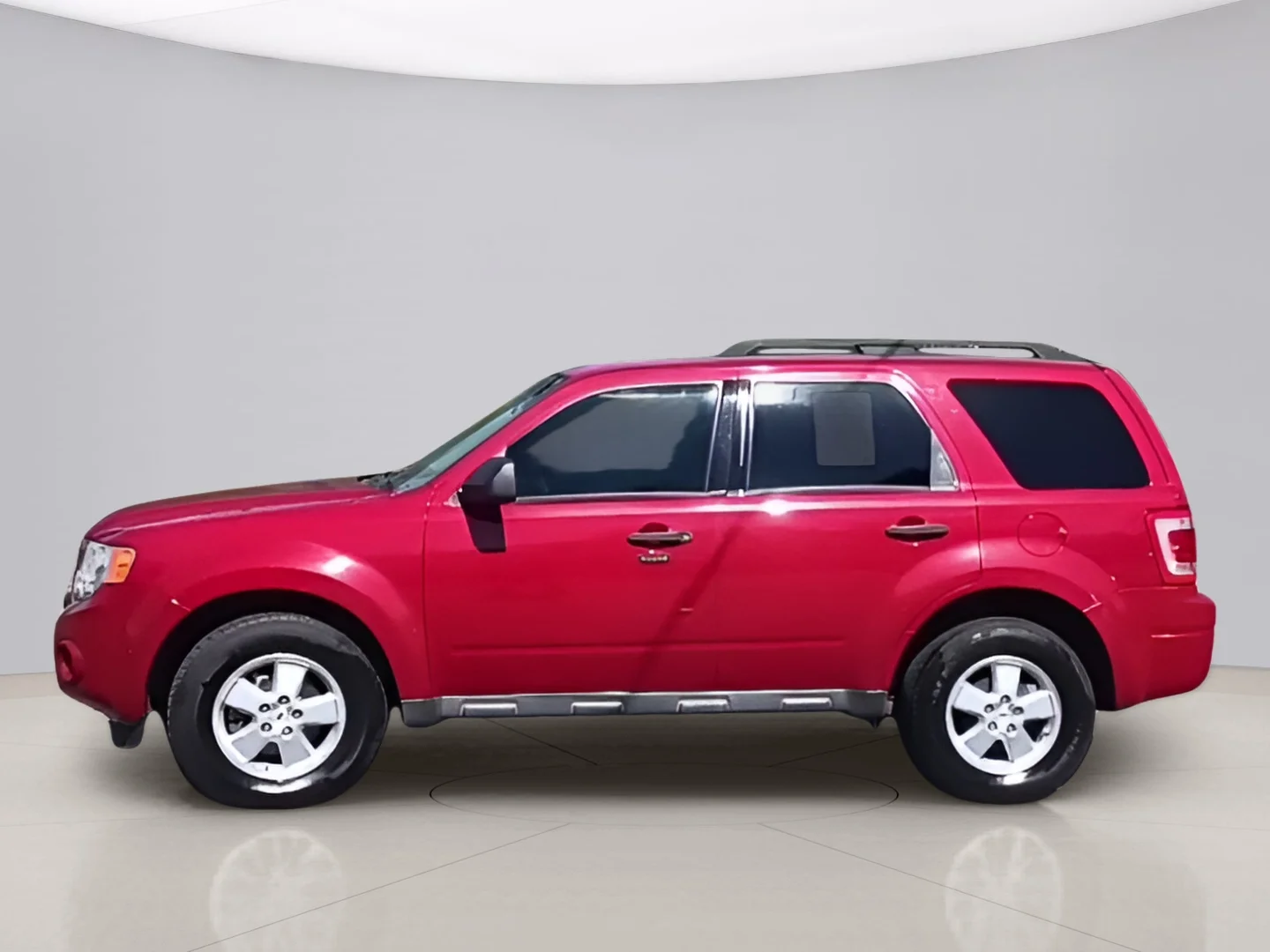 Used 2009 Red Ford  image 2