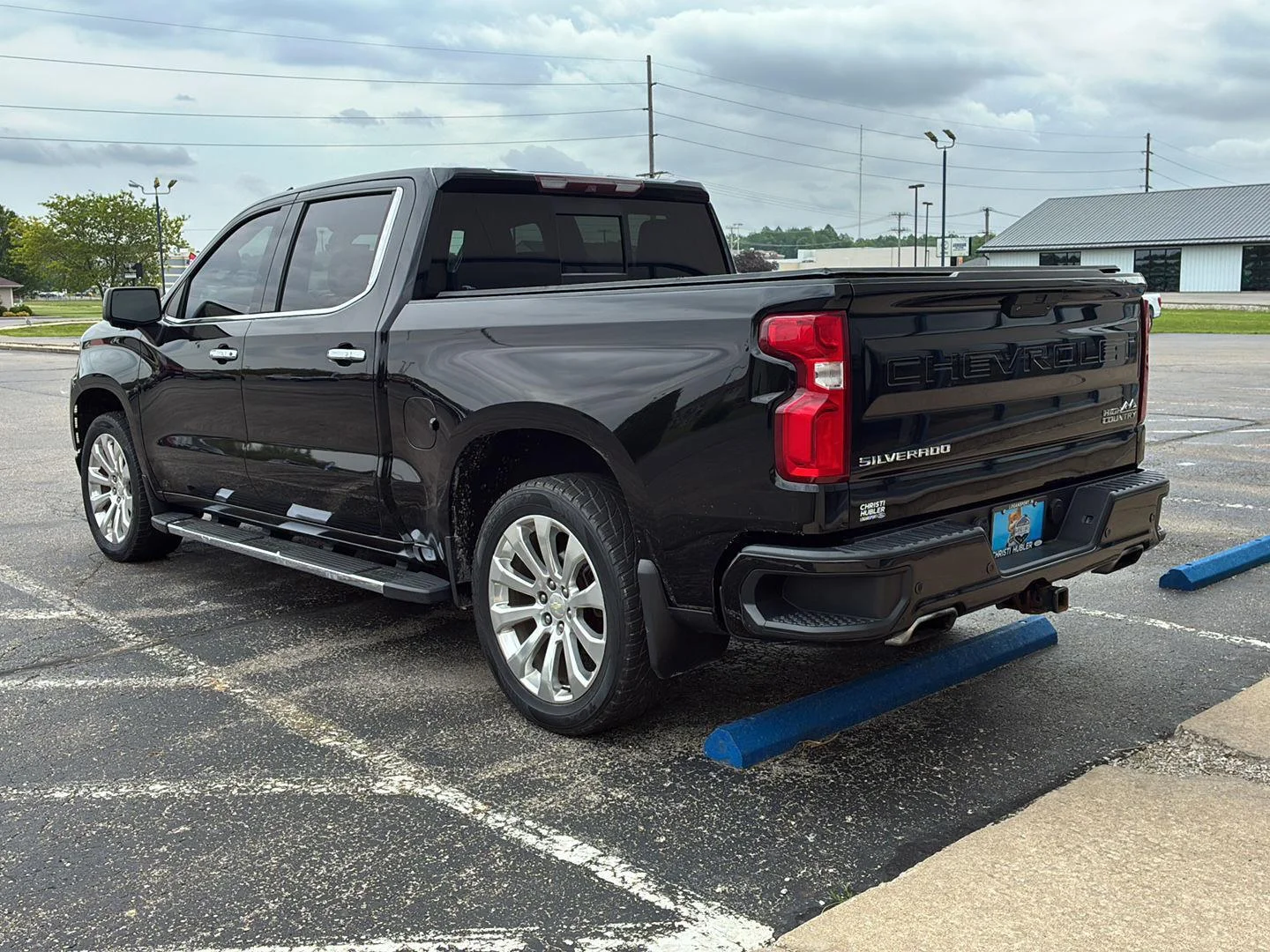 Used 2019 Black Chevrolet High Country image 3