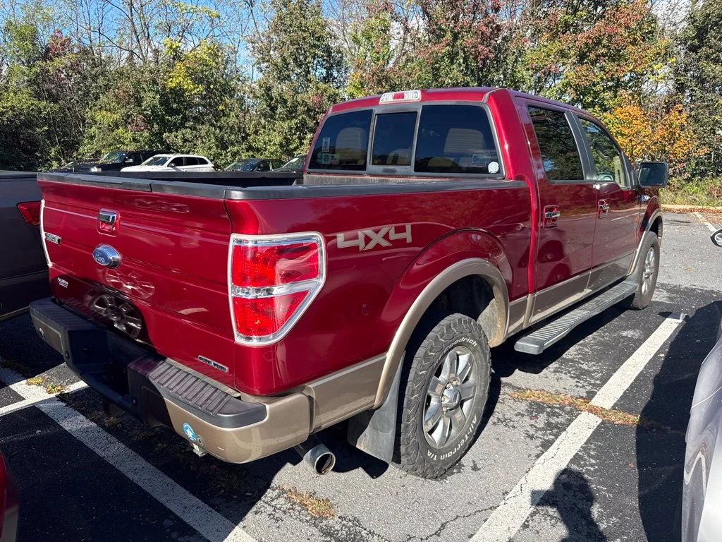Used 2013  Ford Lariat image 4
