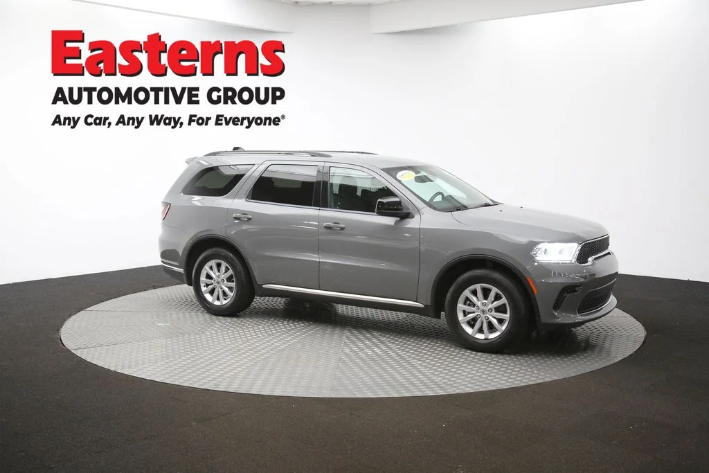 Used 2023 Gray Dodge SXT image 46