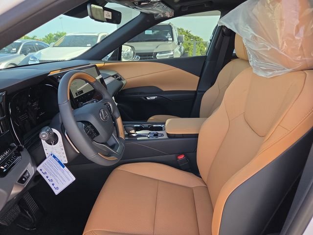 New 2026 Eminent White Pearl Lexus PREMIUM image 18