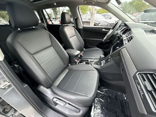 2020 Volkswagen Tiguan SE - Photo 26