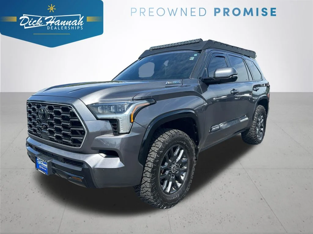 2023 Toyota Sequoia Platinum 4WD i-FORCE MAX Hybrid's photo