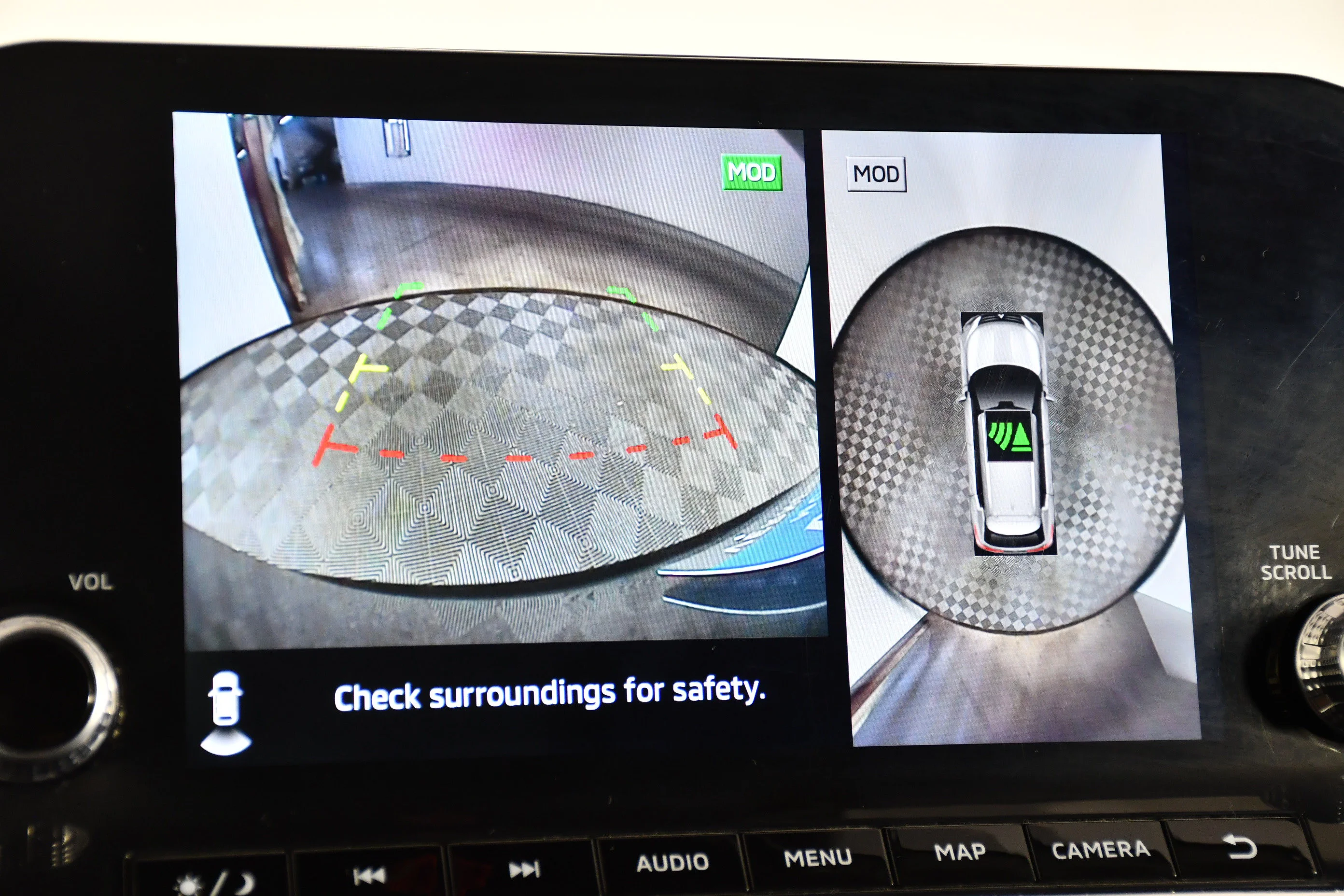 Certified Used 2024 Black Diamond Mitsubishi SEL image 27