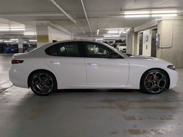 Certified Used 2022 White Alfa Romeo Veloce image 8