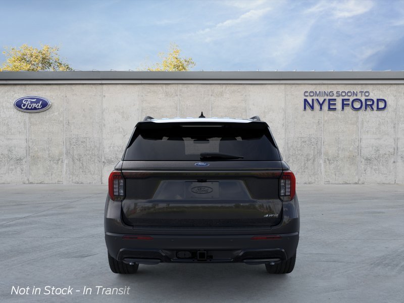 New 2026 Agate Black Metallic Ford ST-Line image 8