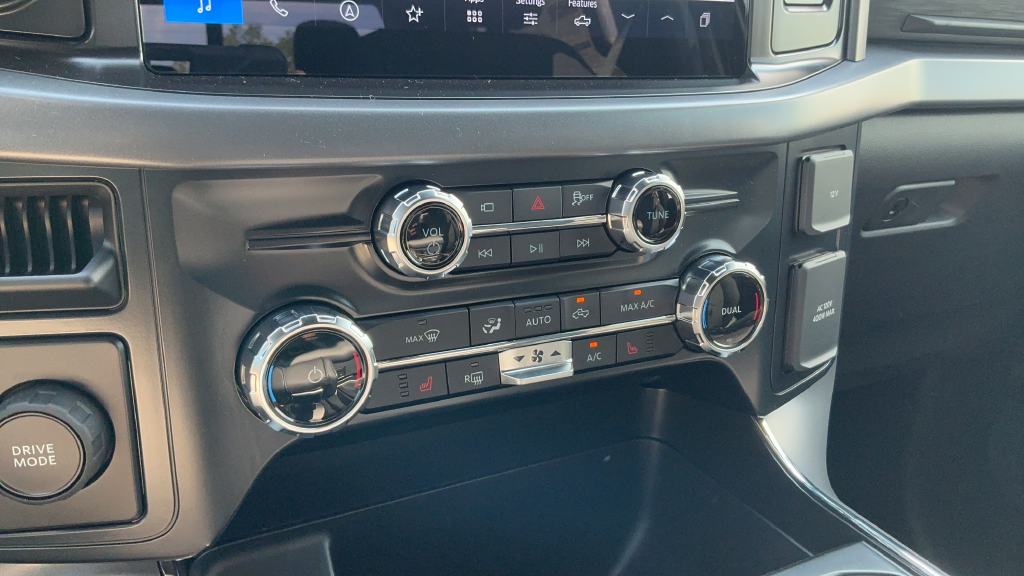New 2026 Black Ford XLT image 16