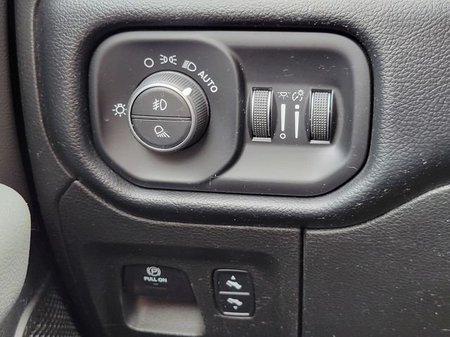 Used 2019 Red Ram Big Horn/Lone Star image 12