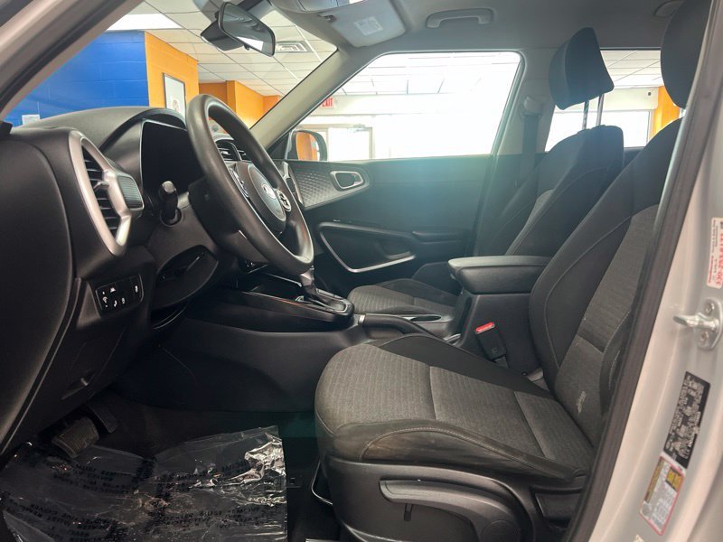 Used 2020 Silver Kia S image 17