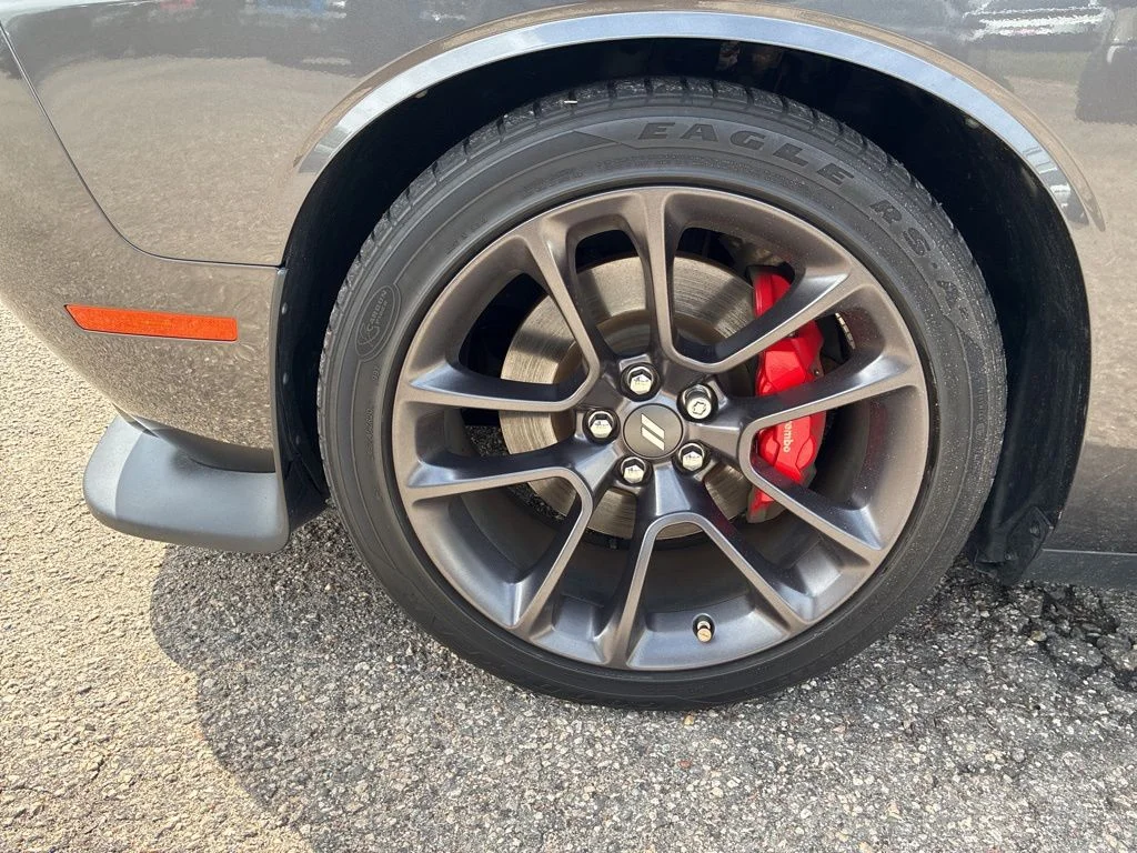 Used 2022 Gray Dodge R/T Scat Pack image 10