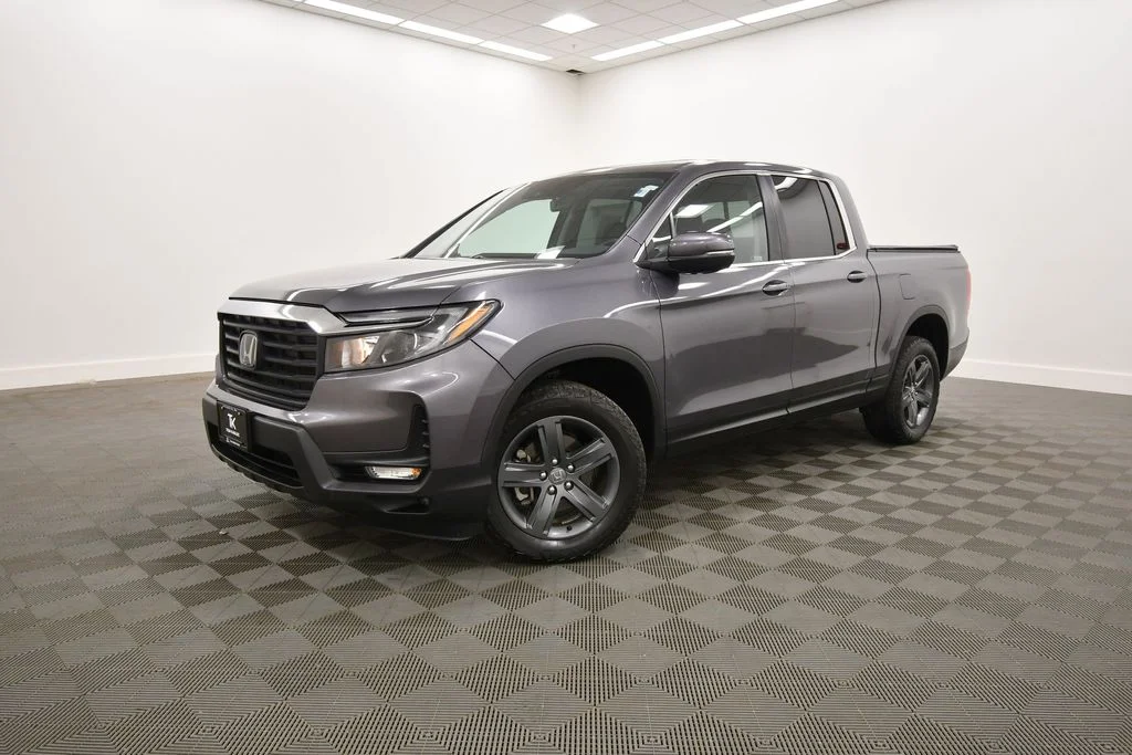 Certified Used 2023 Gray Honda RTL image 2