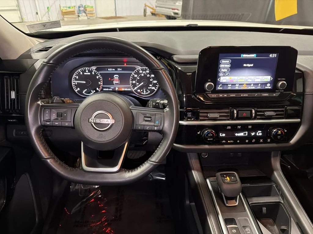Used 2025 Glacier White Nissan SV image 15