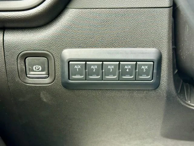 2025 GMC Sierra 3500HD Pro - Photo 30