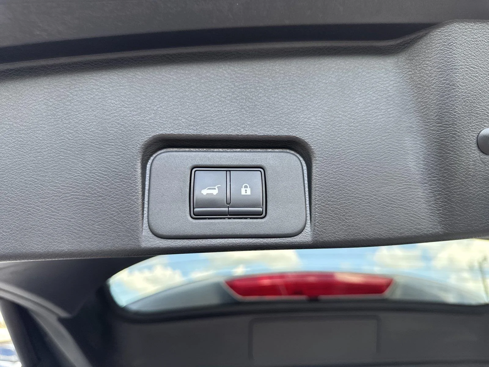 Used 2025 Gun Metallic Nissan SV image 34