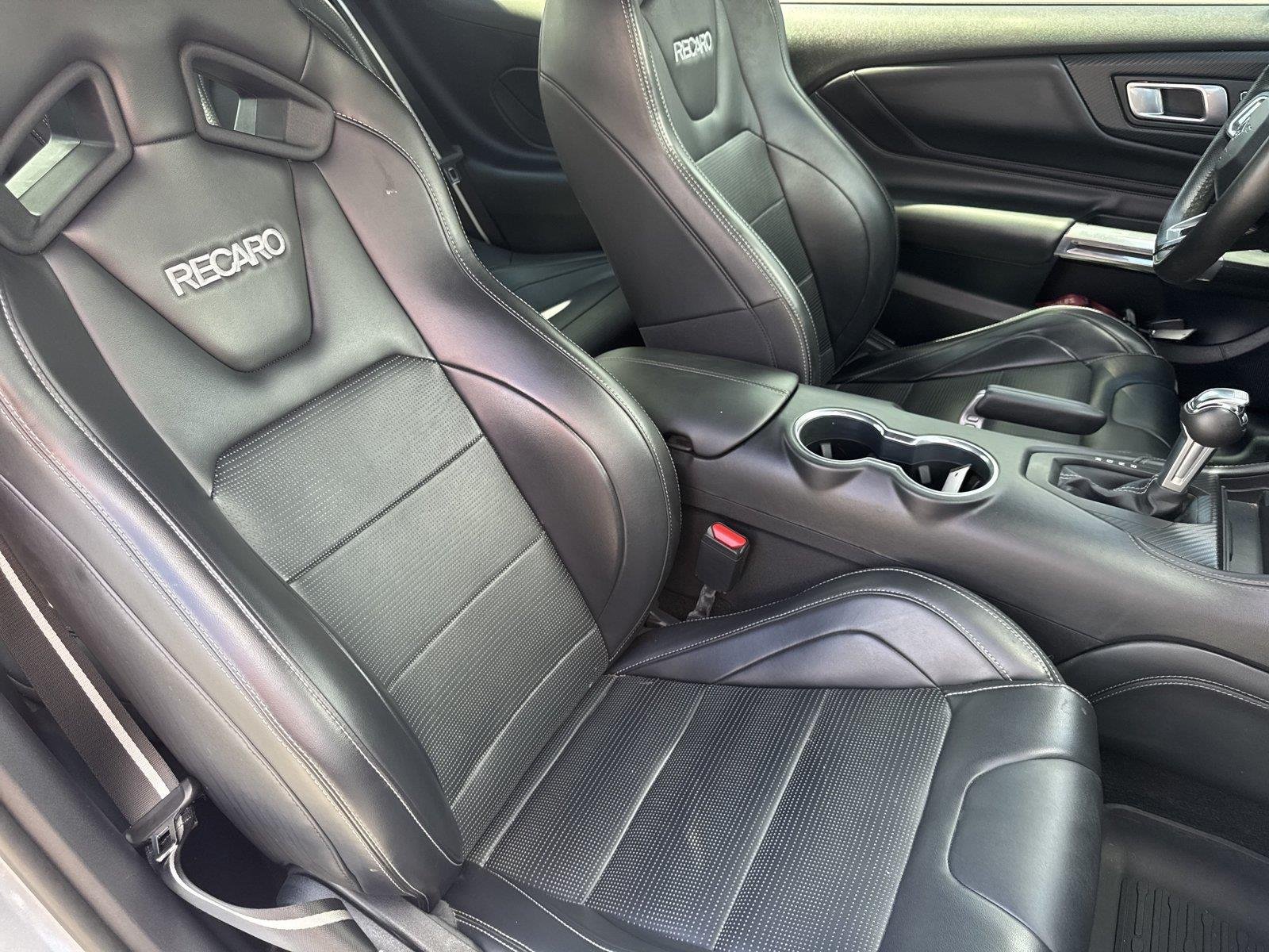 Used 2024 Iconic Silver Ford GT Premium image 31