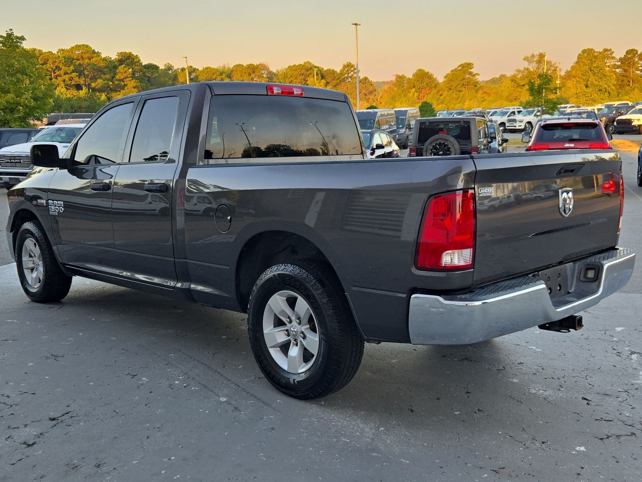 Used 2019 Granite Crystal Metallic Clearcoat RAM Tradesman image 5