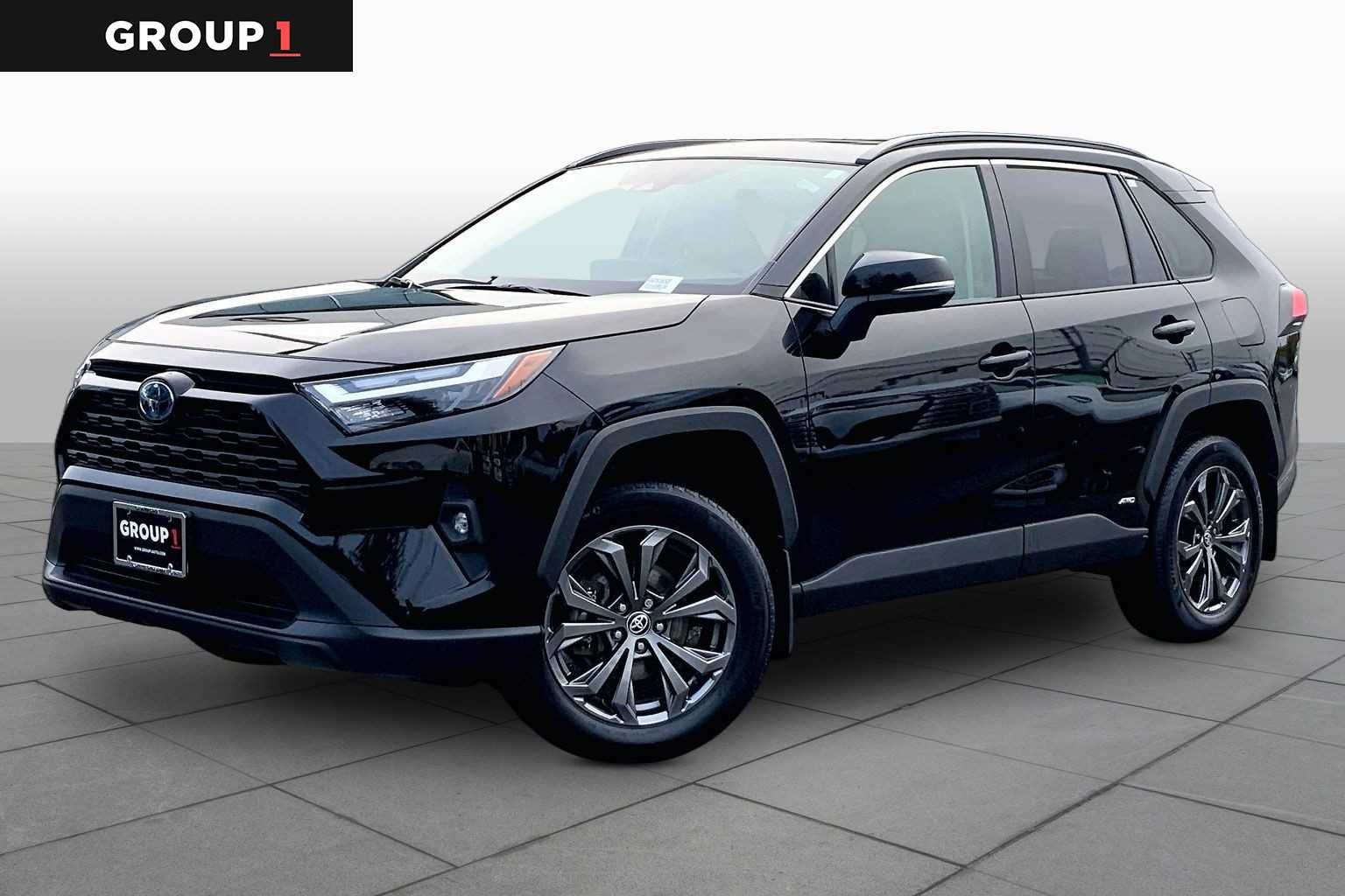 2024 Toyota RAV4 Hybrid XLE Premium