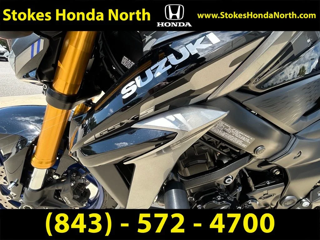 Used 2023  Suzuki ABS image 6
