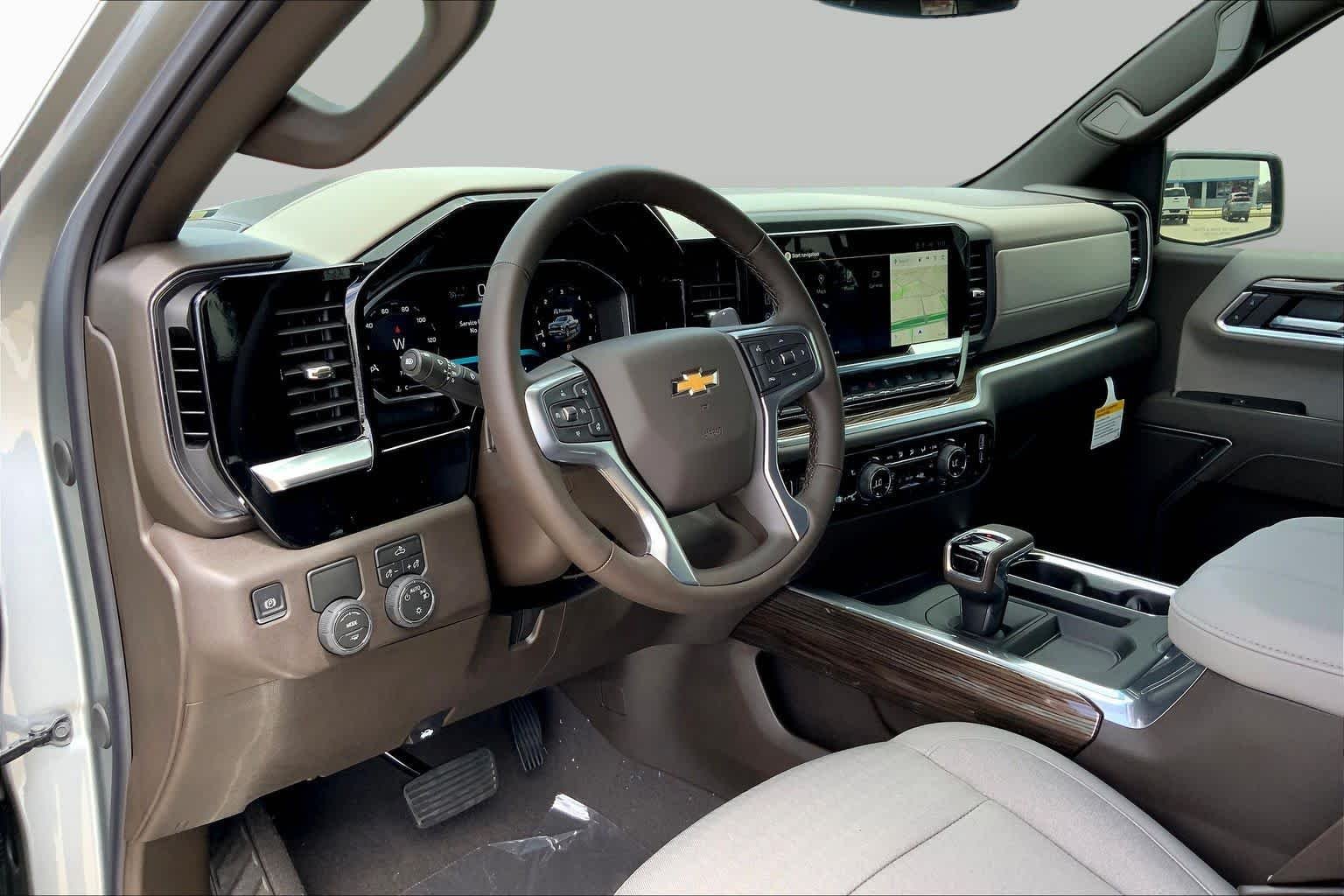 2026 Chevrolet Silverado 1500 LT - Photo 9