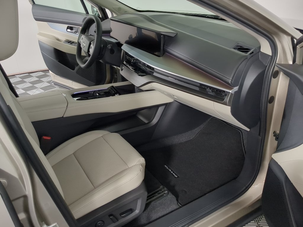 New 2026 Champagne Silver Metallic Nissan SL image 20
