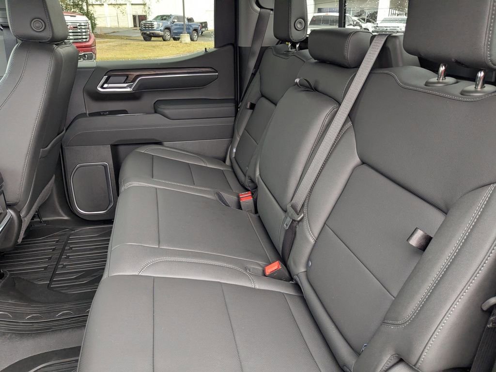 2026 GMC Sierra 1500 SLT - Photo 14