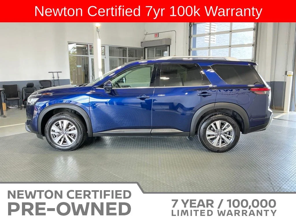 Certified Used 2023 Deep Ocean Blue Nissan SL image 3