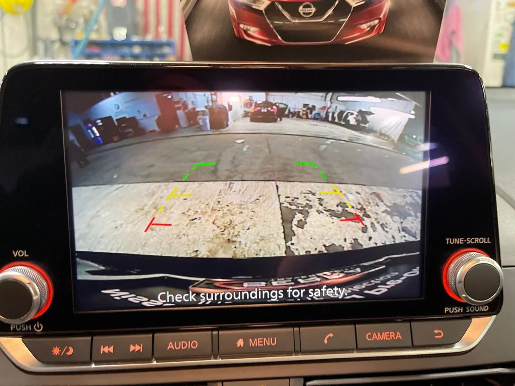 Used 2025 Black Nissan 2.5 SV image 26