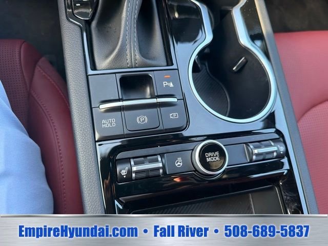 Used 2026 Aurora Black Kia GT-Line image 13