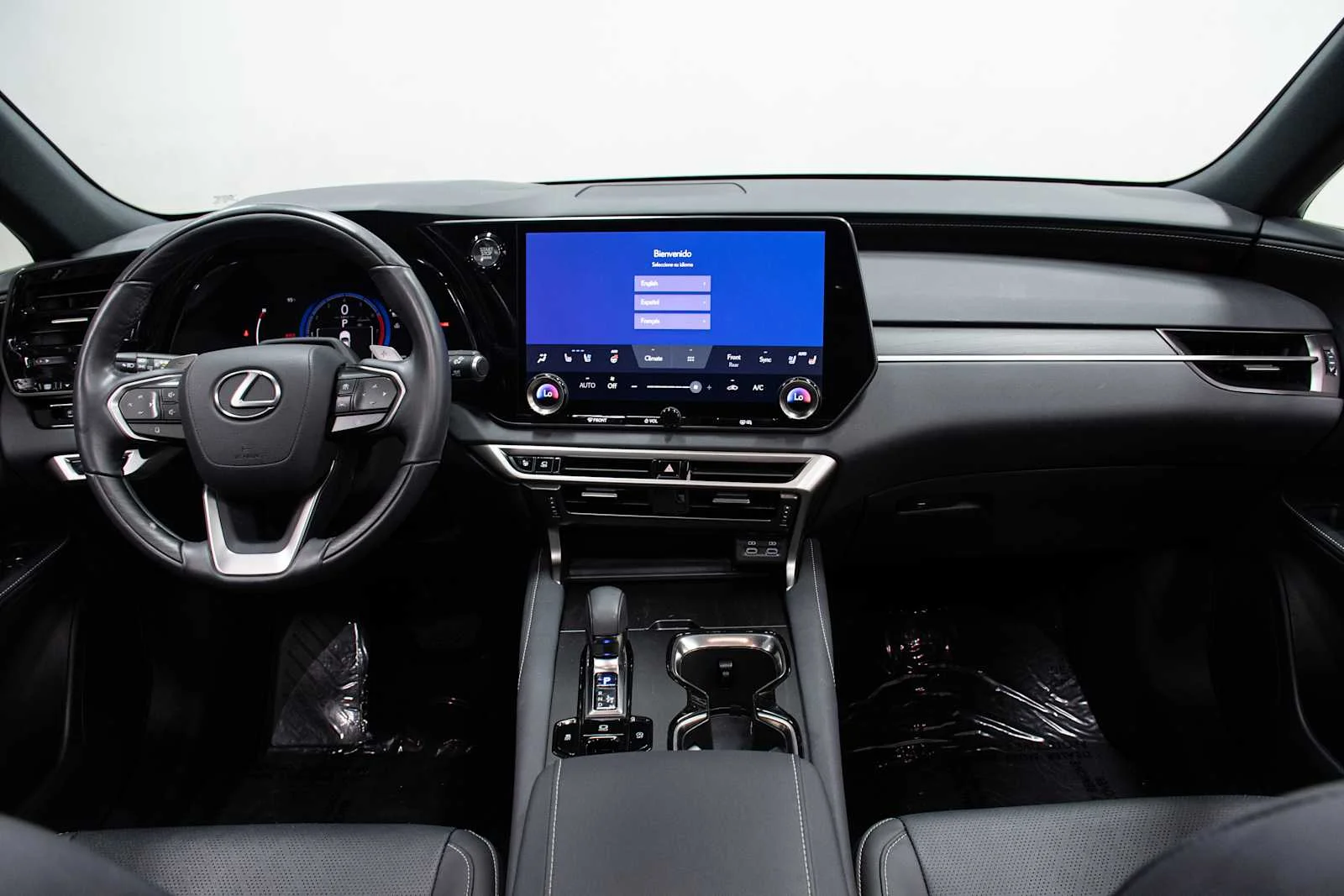 Certified Used 2024 Iridium Lexus Premium Plus image 18